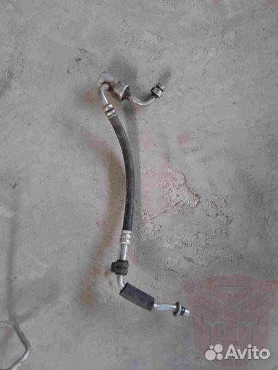 Трубка кондиционера с осушителем Infiniti FX35