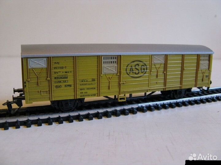 Двухосный грузовой вагон 