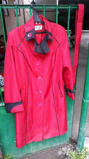 Плащ женский