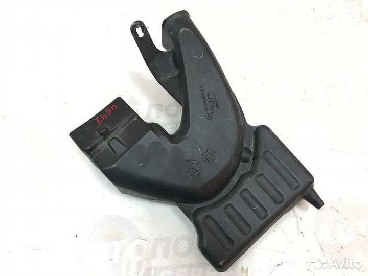 Резонатор воздушного фильтра Chrysler Voyager 3.3L