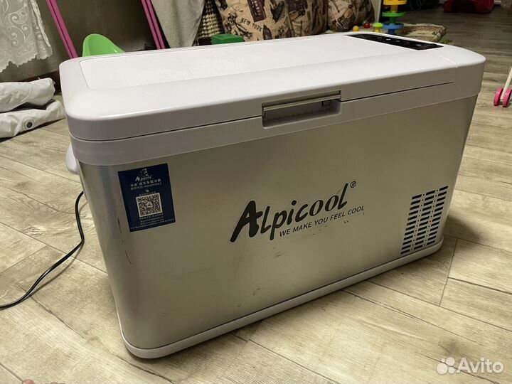 Автомобильный холодильник alpicool