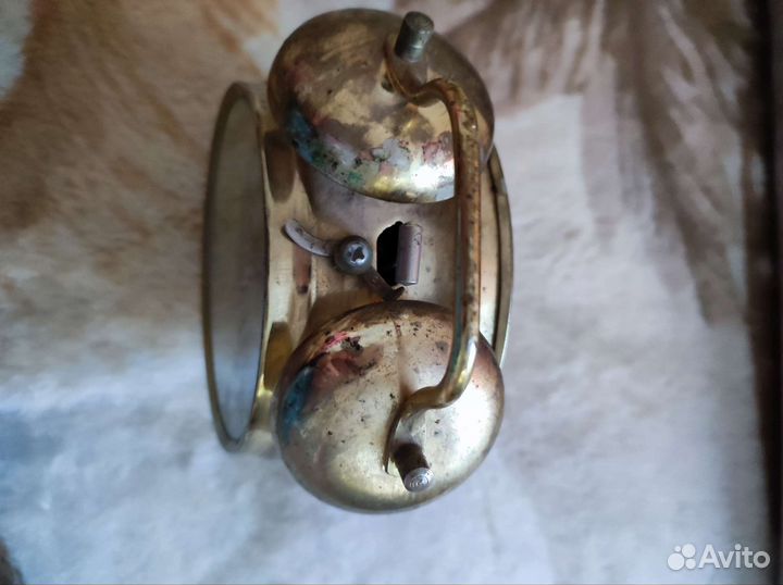 Часы будильник sanmao времен СССР