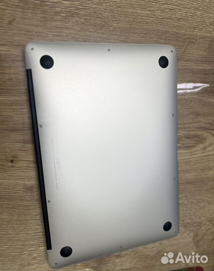 Apple MacBook Air 13 А1466