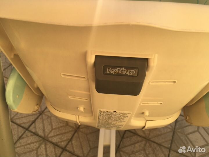 Стульчик для кормления peg perego