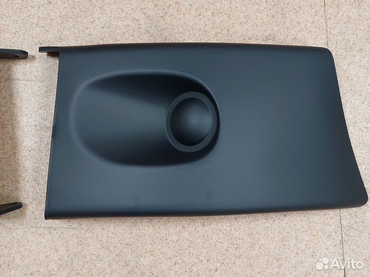 Угол бампера Freightliner M2 пластик