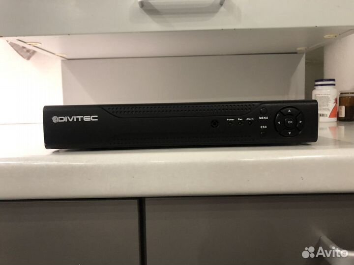 Видеорегистратор divitec DT-idvr08110