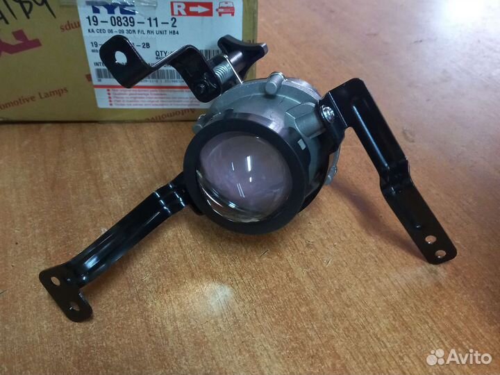 Фара П/туманная правая Киа Сеед (27184)