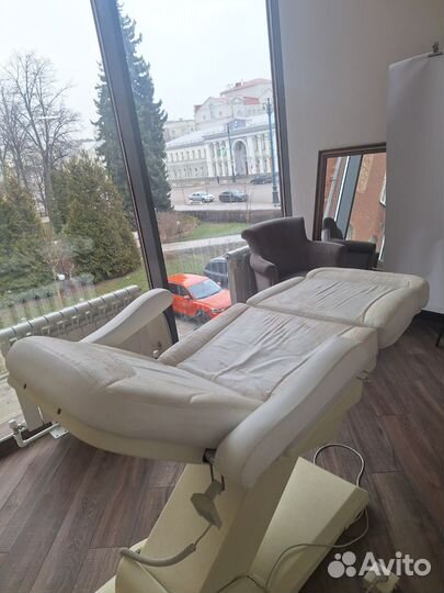 Кушетка косметологическая с электроприводом бу