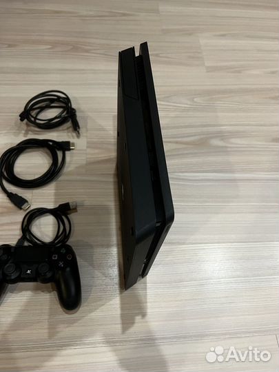 Sony PS4 slim 1tb