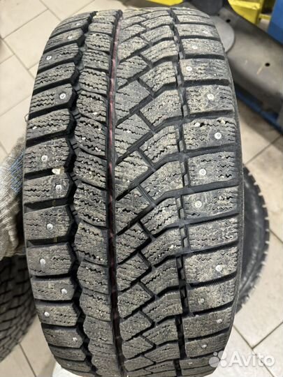 Viatti Brina Nordico V-522 235/40 R18 95T