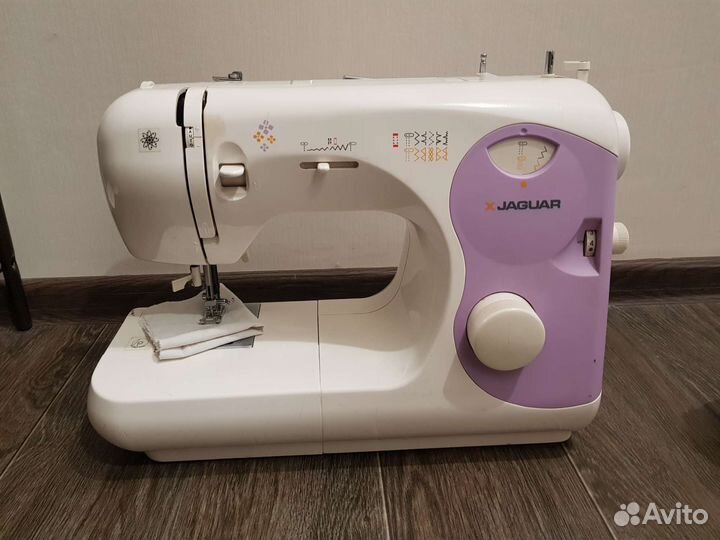 Швейная машина Jaguar