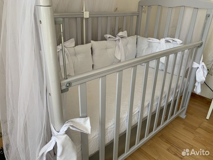 Бортики в кроватку