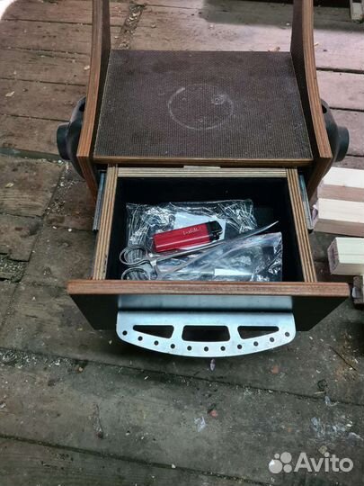 Столик для эхолота