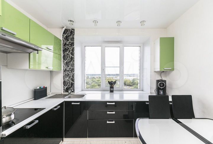 2-к. квартира, 51 м², 8/9 эт.