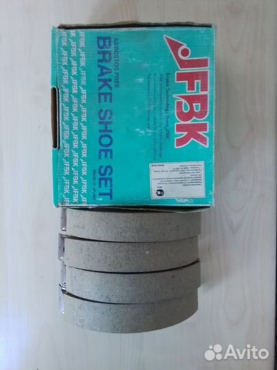 Задн. барабан. тормоз. колодки Mitsubishi Pajero