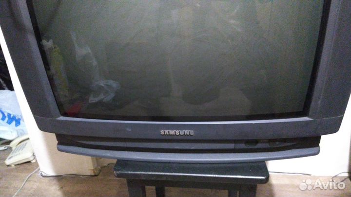 Телевизор samsung