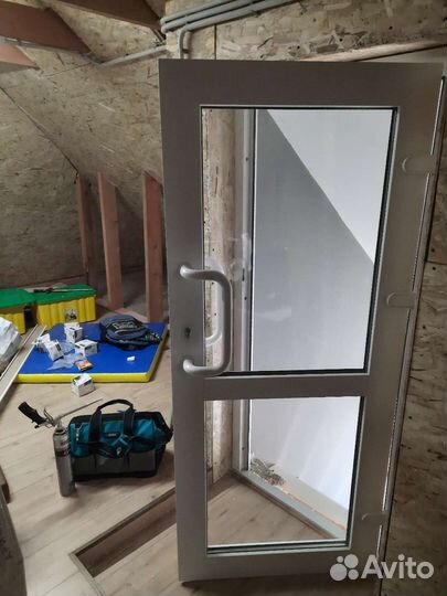 Ремонт пластиковых окон и дверей,регулировка окон