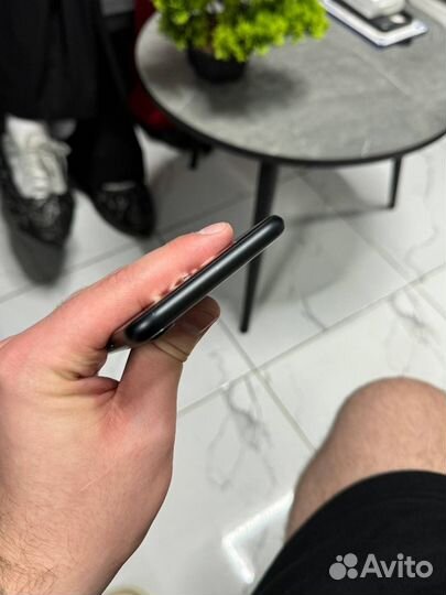 iPhone Xr, 128 ГБ