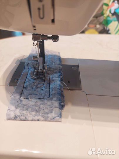 Швейная машина Jaguar mate 383