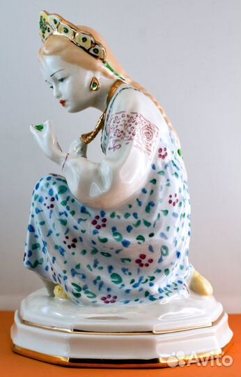 Статуэтка Малахитовая шкатулка красивая лзфи