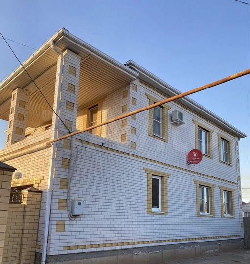 Коттедж 189 м² на участке 6 сот.