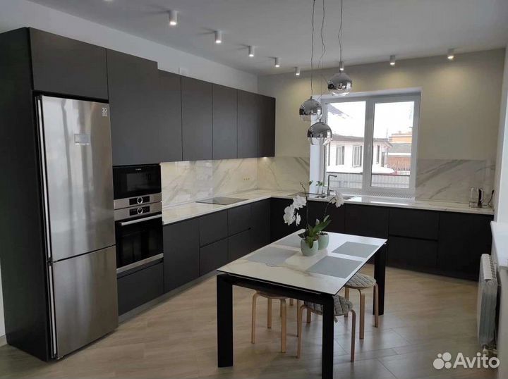 Кухонные гарнитуры