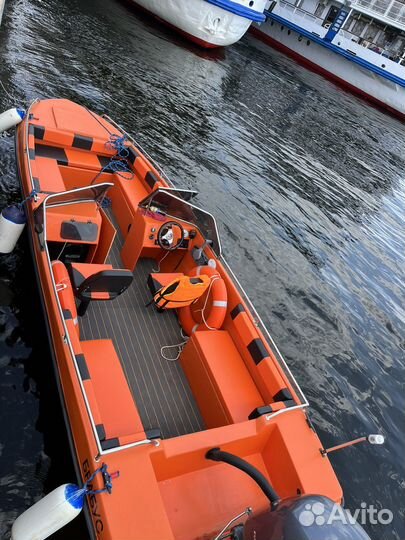 Прогулки по волге на катере лодке экскурсии