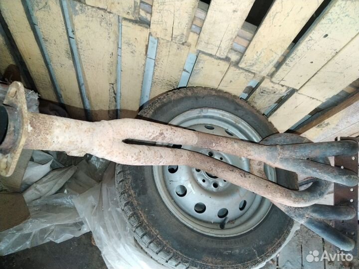 Банка, выхлоп HKS jasma