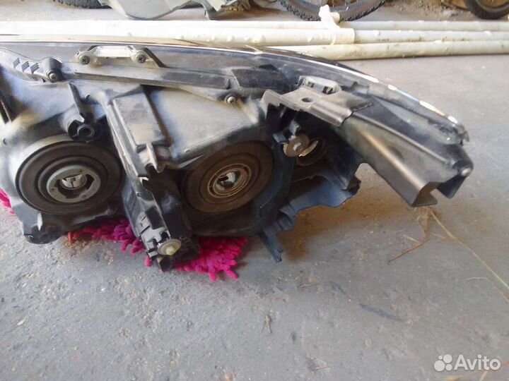 Фара на Камри 55