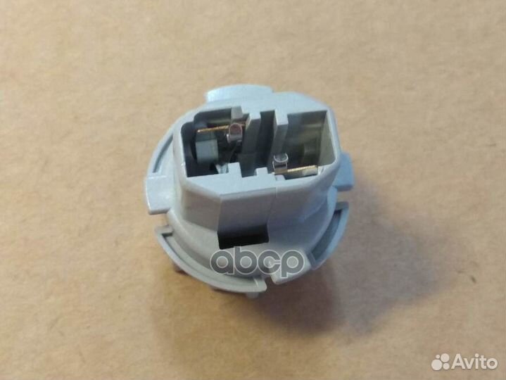 Патрон лампы mazda GF3H-51-3E7 GF3H-51-3E7 mazda