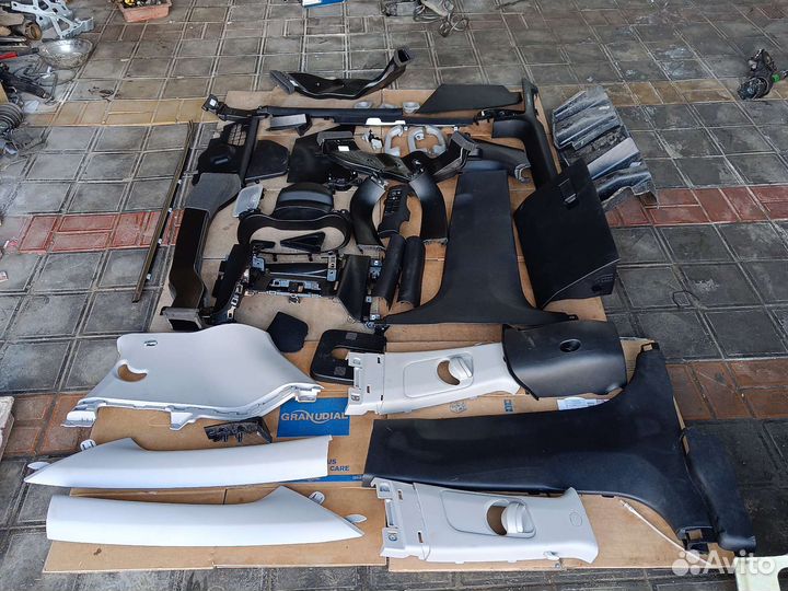 Пластик заглушки накладки салона KIA sportage 4