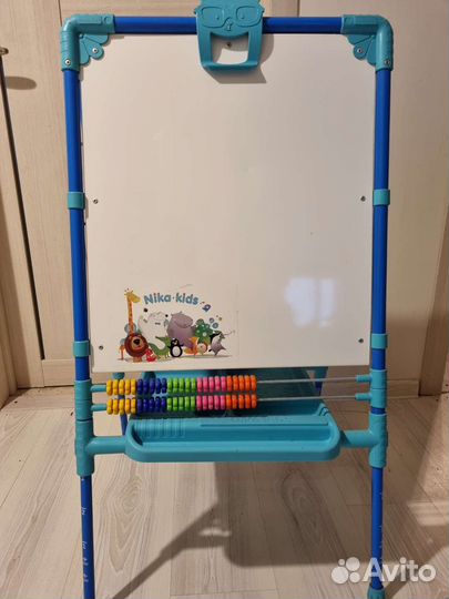 Мольберт, доска для рисования