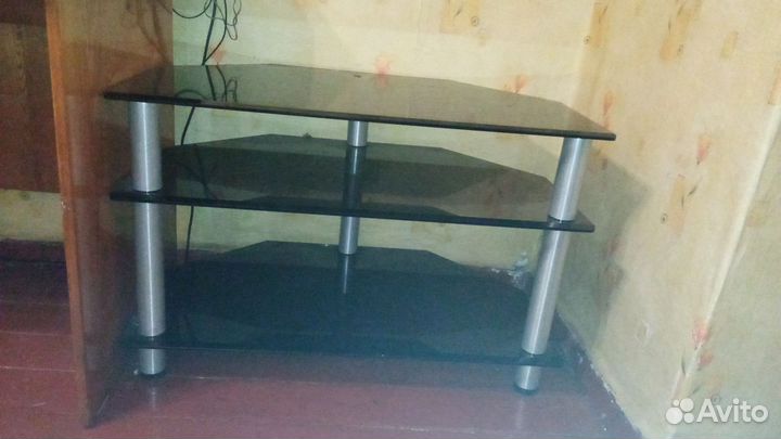 Стеклянная тумба под тв телевизор