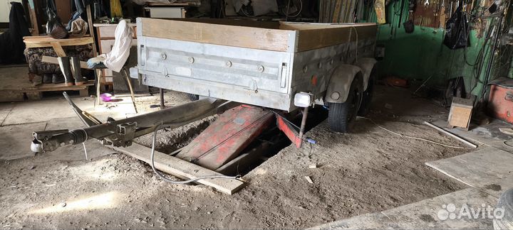 Прицеп легковой двухосный