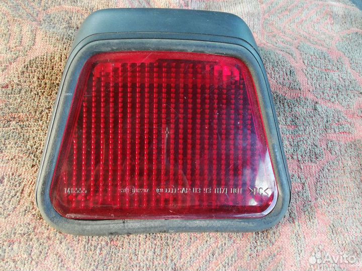 Стоп-сигнал Мерседес W210