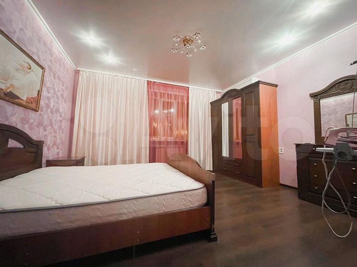 2-к. квартира, 80 м², 2/9 эт.