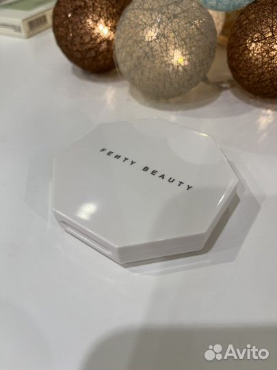 Fenty beauty Trophy wife