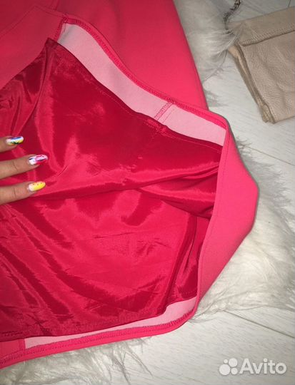 Классное платье пиджак 48 эффектное