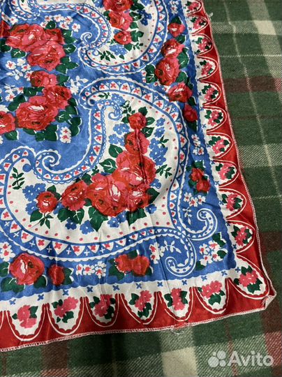 Платок старинный женский