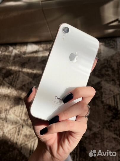 iPhone Xr, 64 ГБ