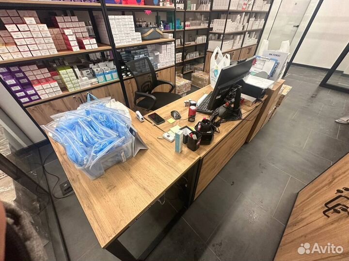 Офисные столы в стиле лофт