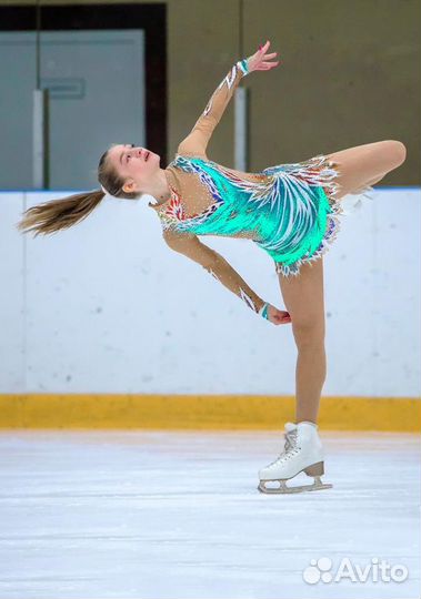 Тренер по фигурному катанию