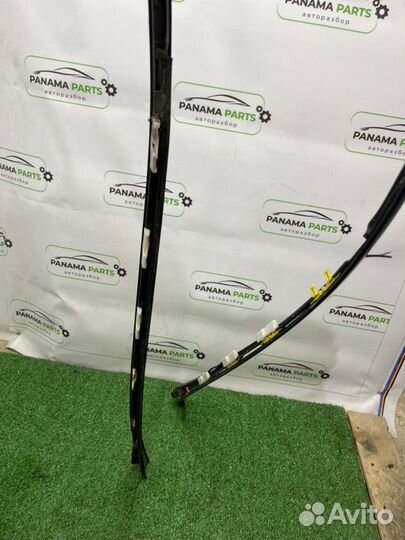 Молдинг крыши правый Lexus Ls460 USF40 4.6 2008