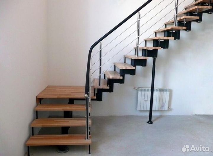 Лестница в коттедж