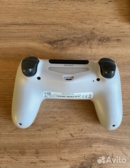 Sony PS4 джойстик