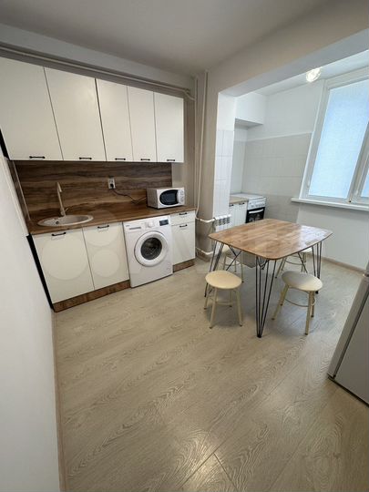 2-к. квартира, 51 м², 3/5 эт.