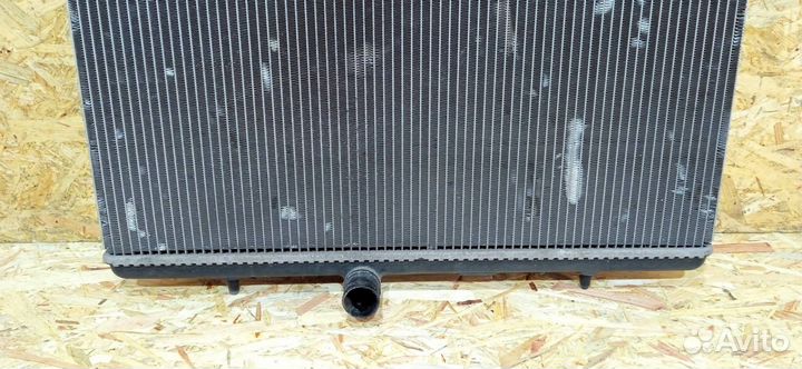 Радиатор основной Peugeot 3008 2012 9917460