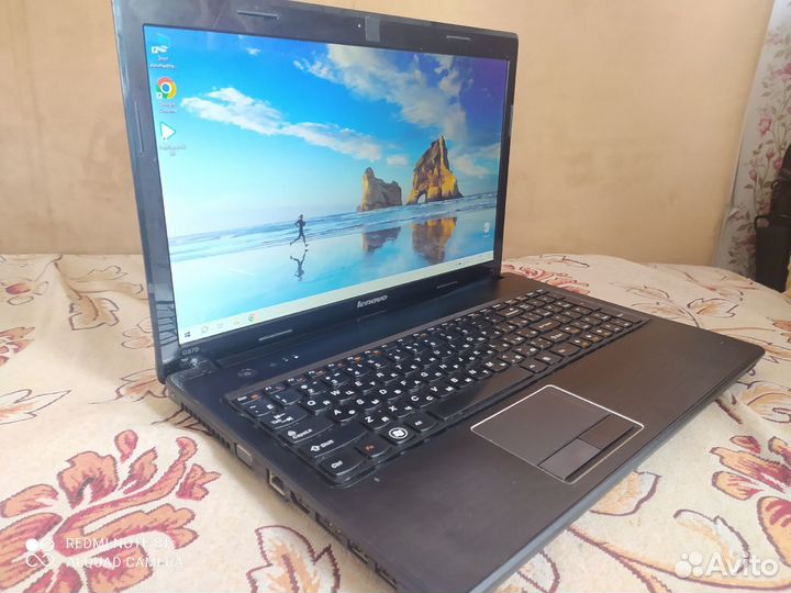 Ноутбук Lenovo G570 (Core i3)