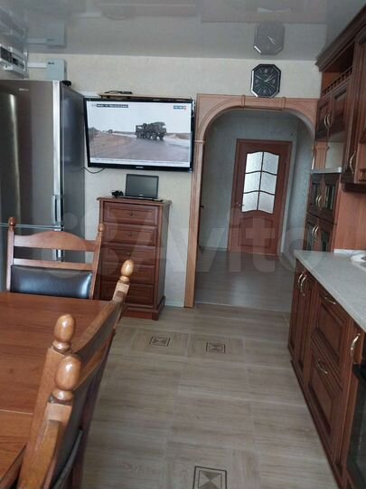 3-к. квартира, 100 м², 1/1 эт.