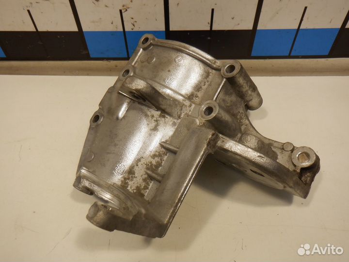 Кронштейн гидроусилителя Hyundai H1 D4CB 2.5CRDi